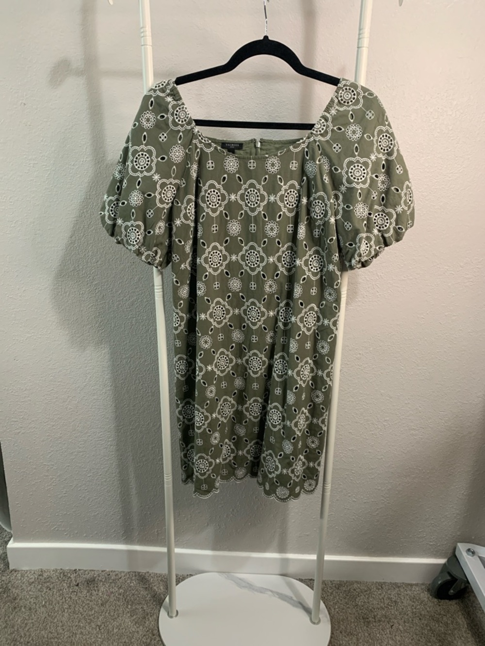 Talbots Olive Green Eyelet‎ Puff Sleeve Mini Dress
